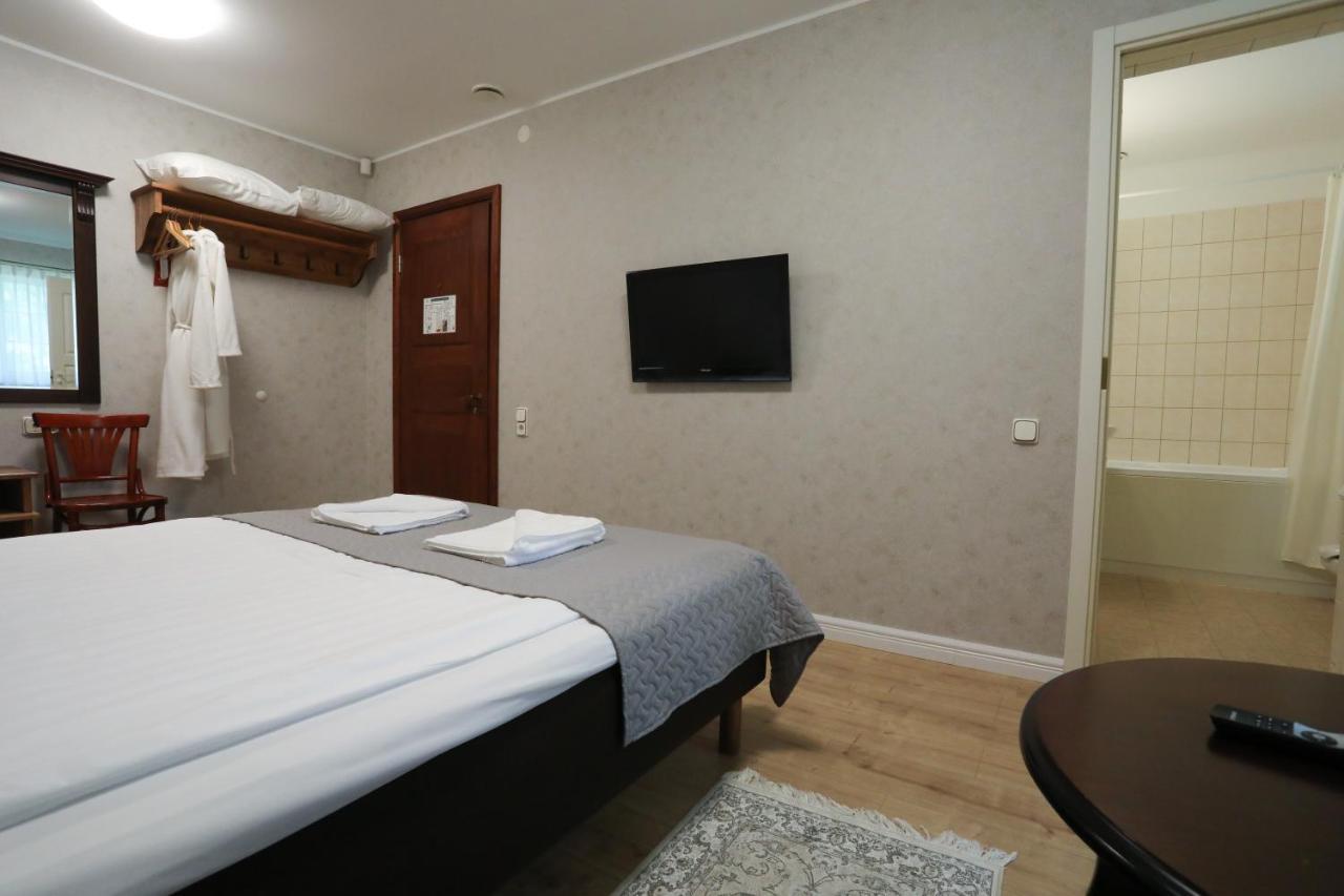 Saka Manor Hotel Kültér fotó